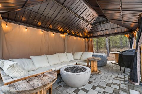 Tiny photo for 147904 Mabel Drive, La Pine, OR 97739 (MLS # 220215839)