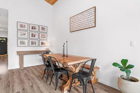 Tiny photo for 147904 Mabel Drive, La Pine, OR 97739 (MLS # 220215839)