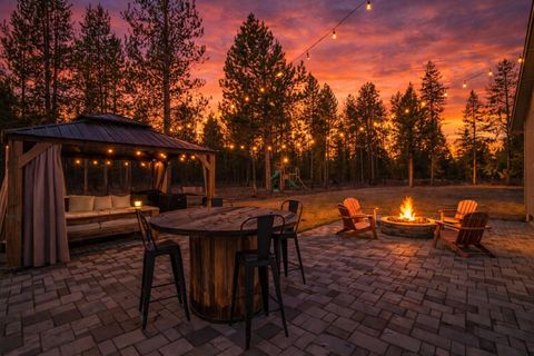 Tiny photo for 147904 Mabel Drive, La Pine, OR 97739 (MLS # 220215839)