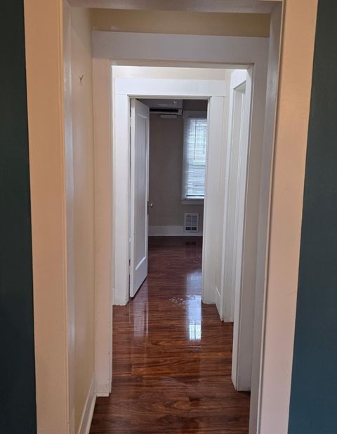 Tiny photo for 112 Vancouver Avenue, Medford, OR 97504 (MLS # 220213980)