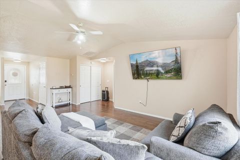 Tiny photo for 3851 Agate Meadows Court, White City, OR 97503 (MLS # 220215382)