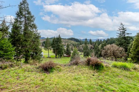 Tiny photo for 48187 McFarland Road, Oakridge, OR 97463 (MLS # 220216903)