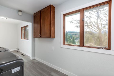 Tiny photo for 48187 McFarland Road, Oakridge, OR 97463 (MLS # 220216903)