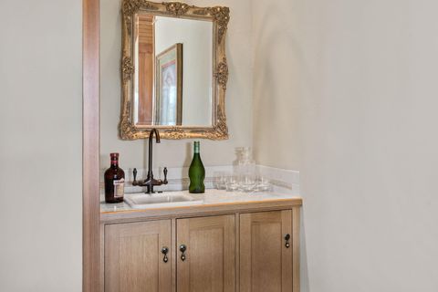 Tiny photo for 15275 Windigo Trail, Sisters, OR 97759 (MLS # 220217038)