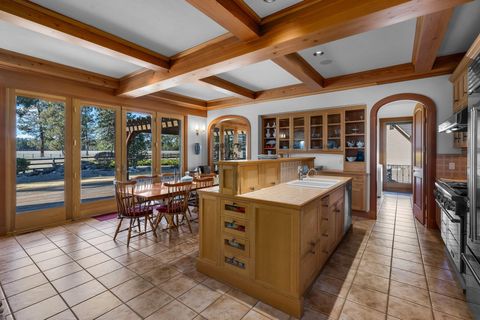 Tiny photo for 15275 Windigo Trail, Sisters, OR 97759 (MLS # 220217038)