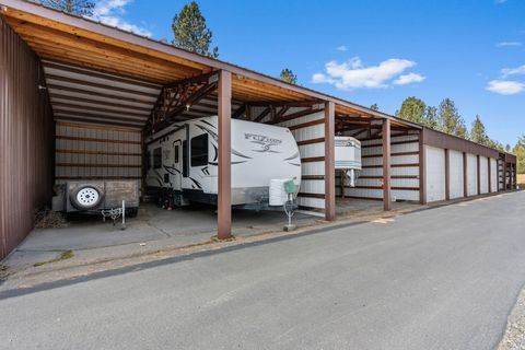 Tiny photo for 15275 Windigo Trail, Sisters, OR 97759 (MLS # 220217038)