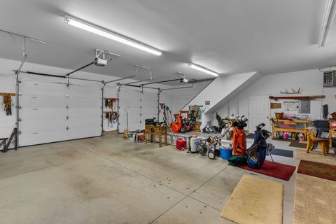 Tiny photo for 15275 Windigo Trail, Sisters, OR 97759 (MLS # 220217038)