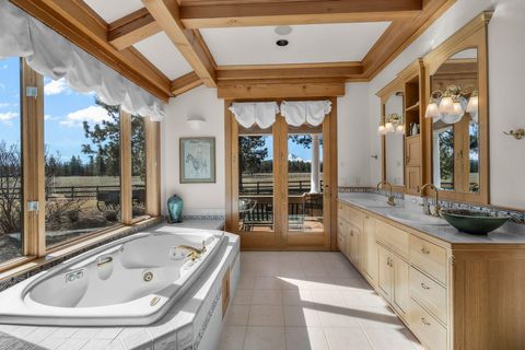 Tiny photo for 15275 Windigo Trail, Sisters, OR 97759 (MLS # 220217038)