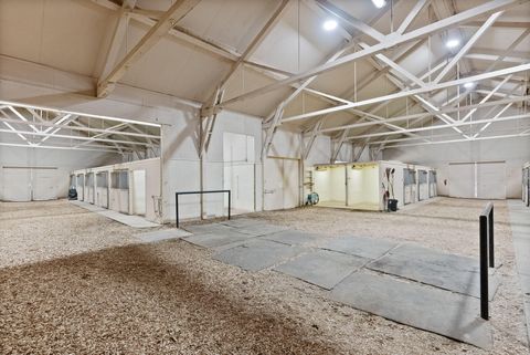 Tiny photo for 15275 Windigo Trail, Sisters, OR 97759 (MLS # 220217038)