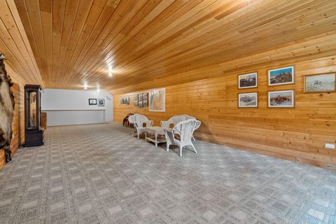 Tiny photo for 15275 Windigo Trail, Sisters, OR 97759 (MLS # 220217038)