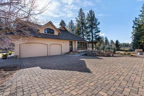 Tiny photo for 15275 Windigo Trail, Sisters, OR 97759 (MLS # 220217038)