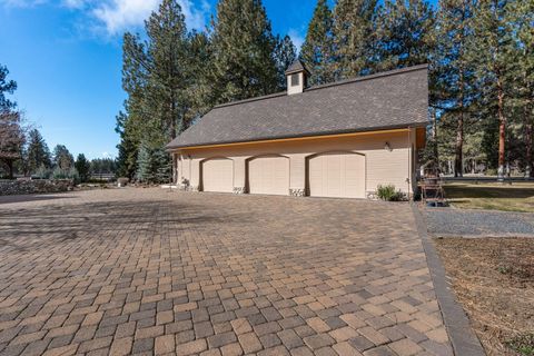 Tiny photo for 15275 Windigo Trail, Sisters, OR 97759 (MLS # 220217038)