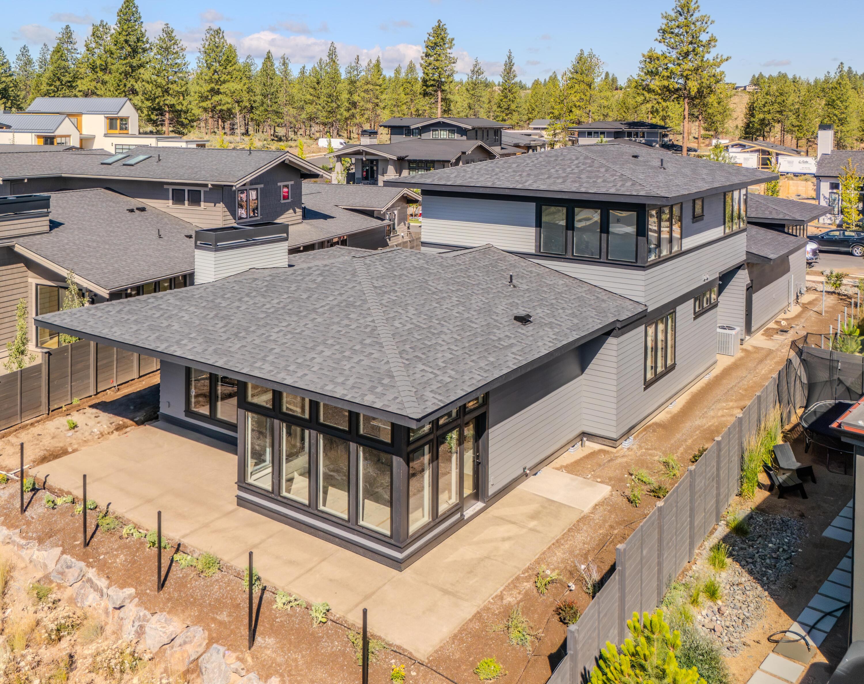 3227 NW Strickland Way