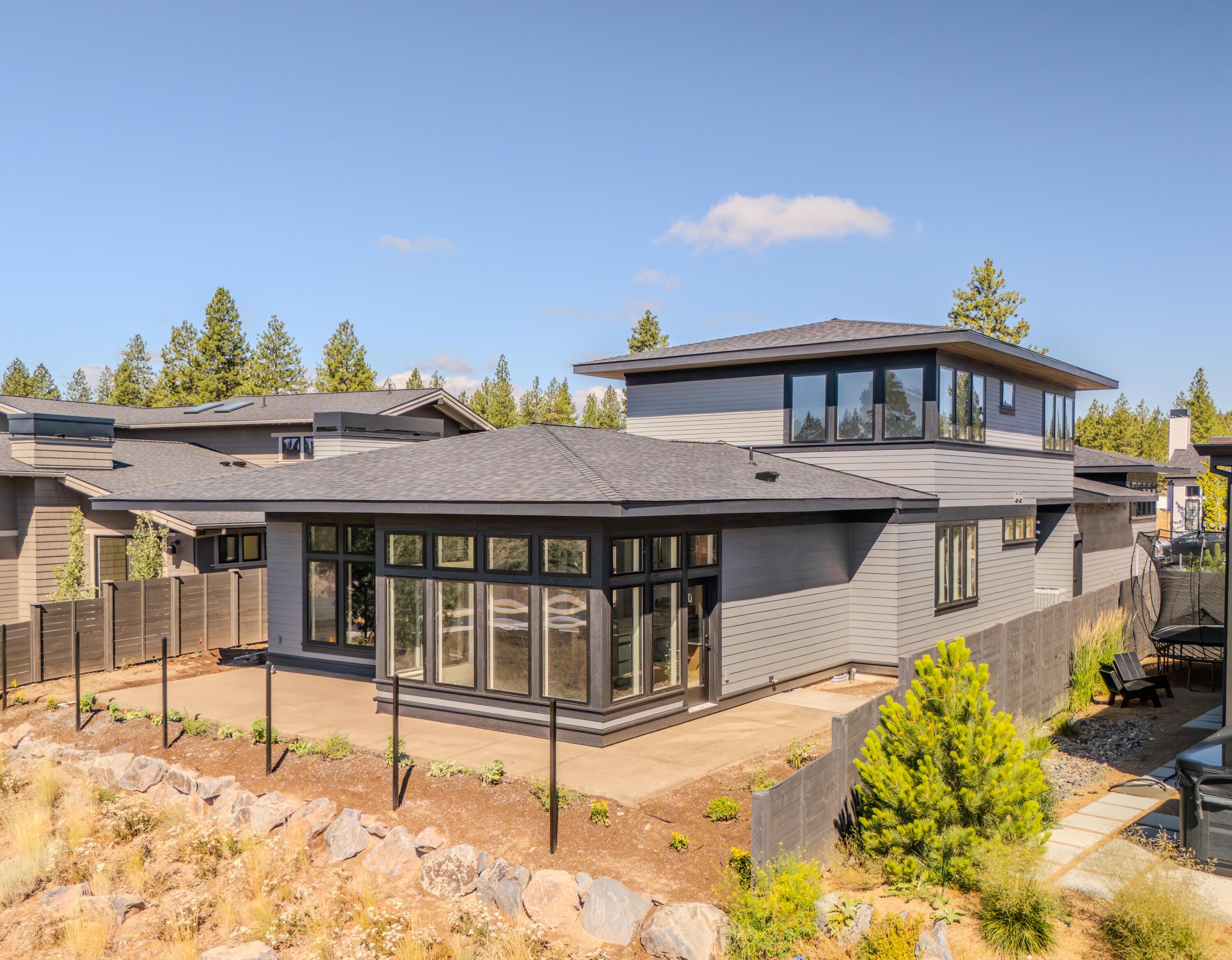 3227 NW Strickland Way