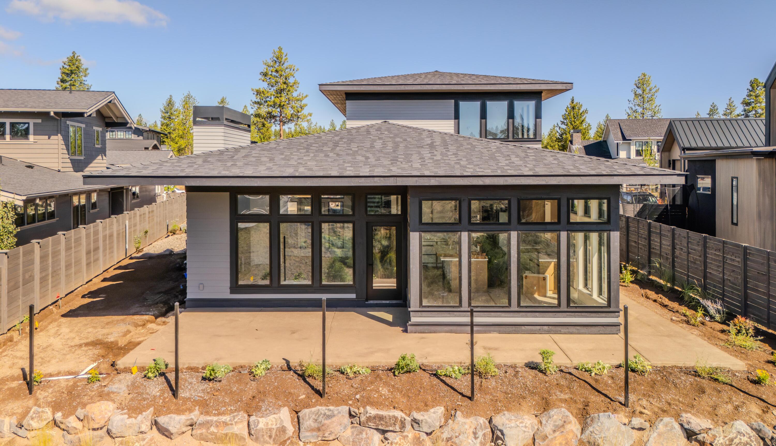 3227 NW Strickland Way