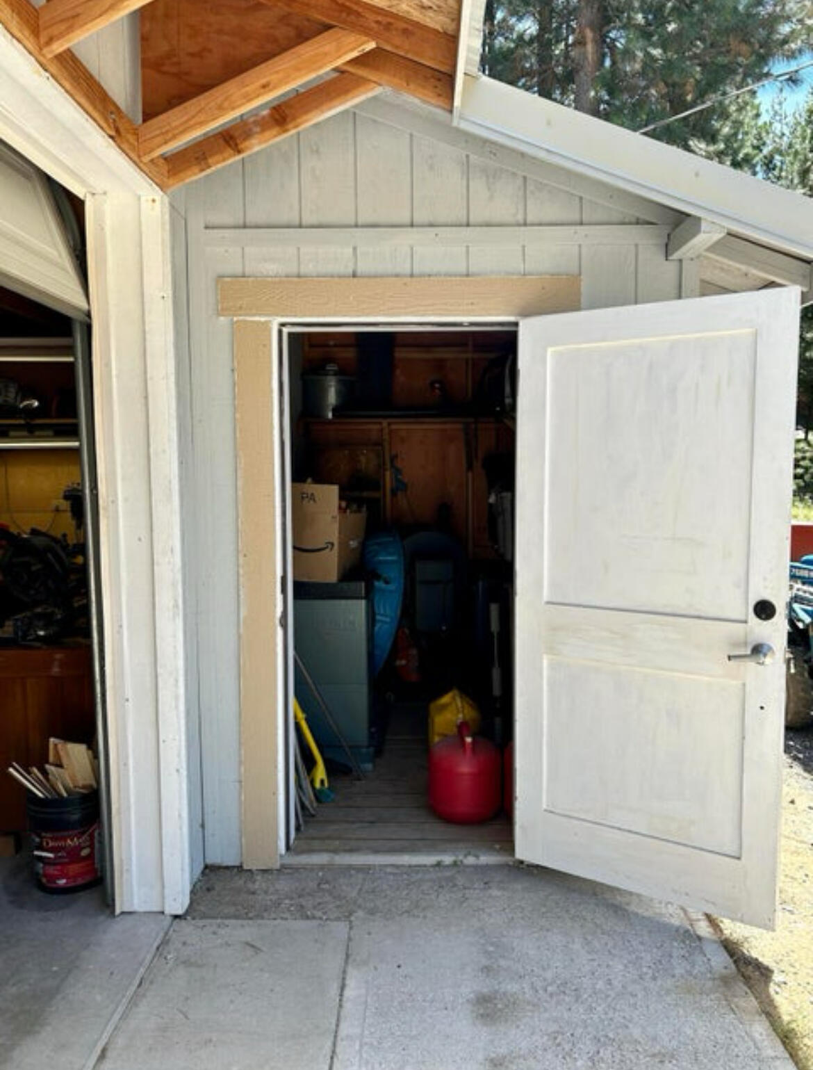 Ponderosa Pines - Residential