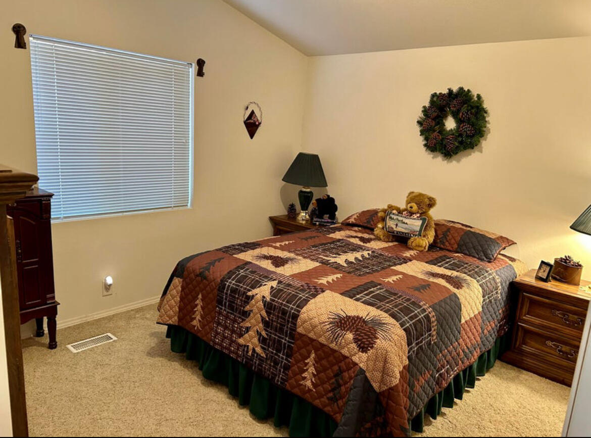 Ponderosa Pines - Residential