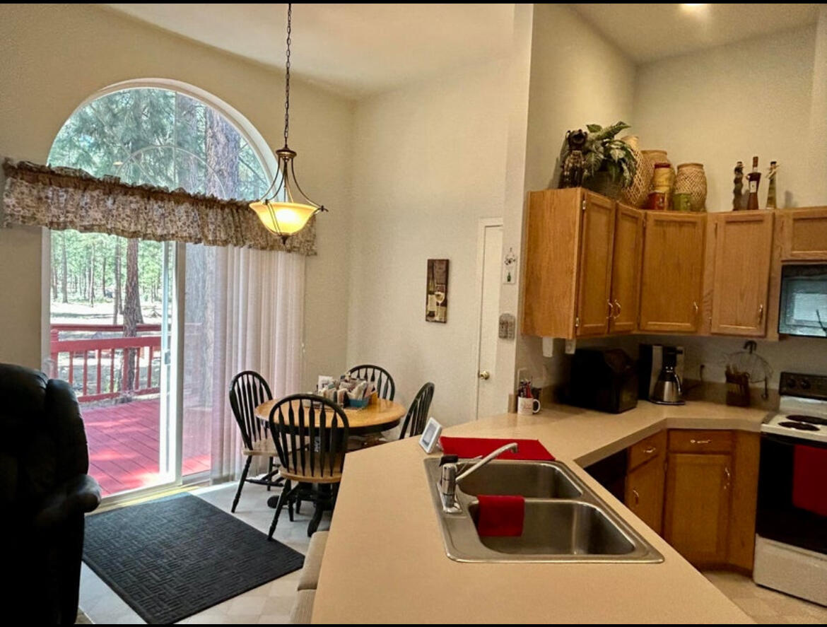 Ponderosa Pines - Residential