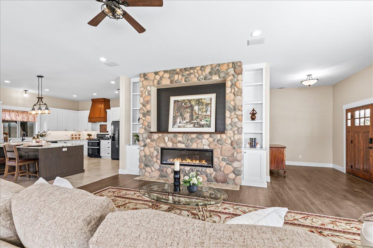 3223 Obsidian Ridge Way