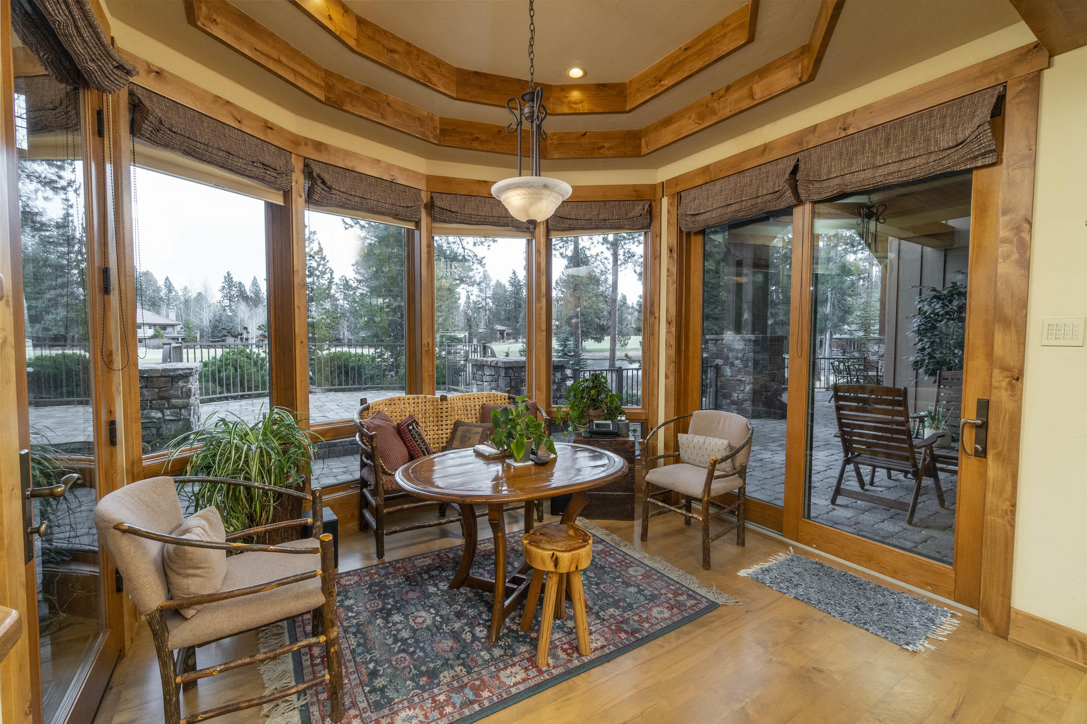 Broken Top - Residential