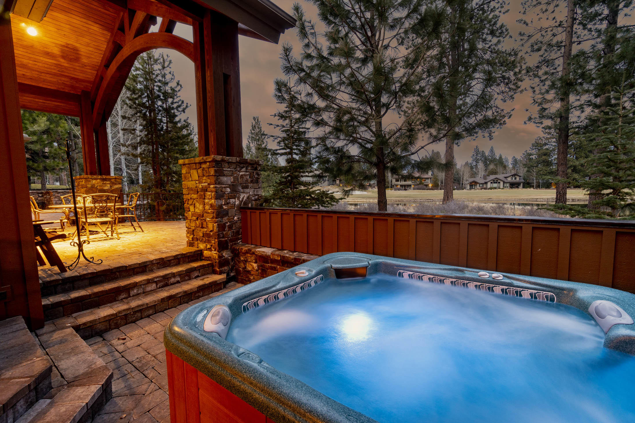 Broken Top - Residential