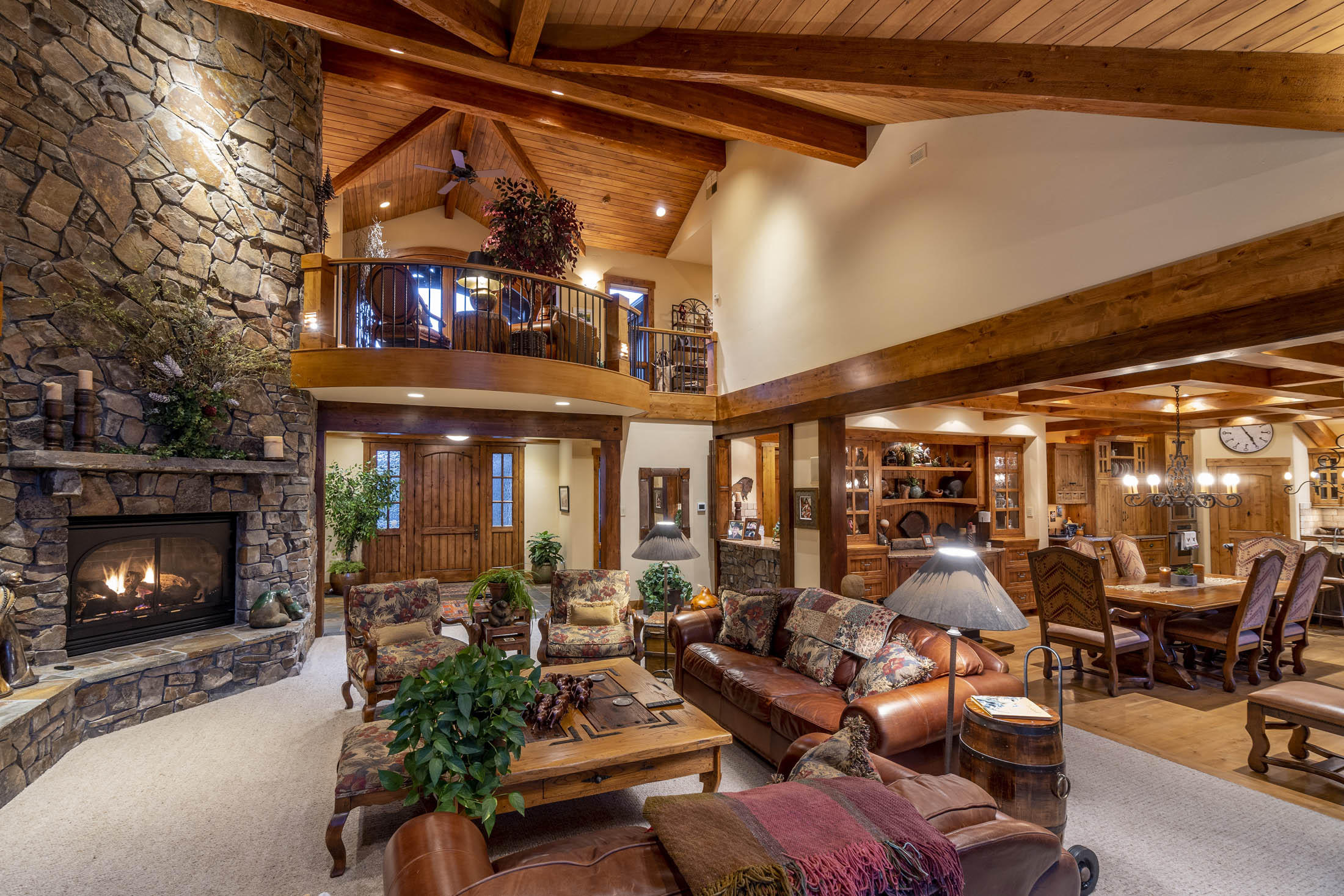 Broken Top - Residential