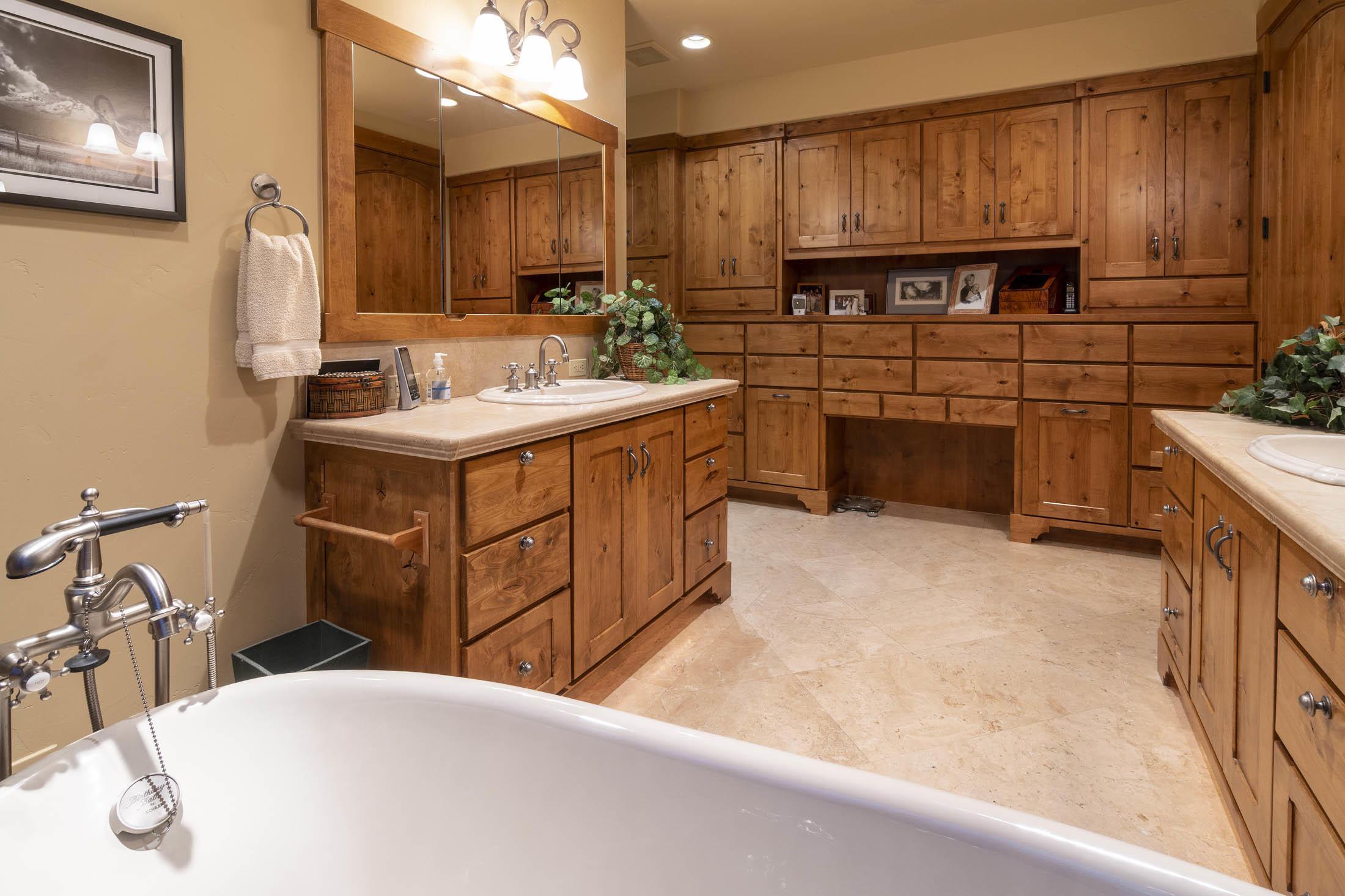 Broken Top - Residential