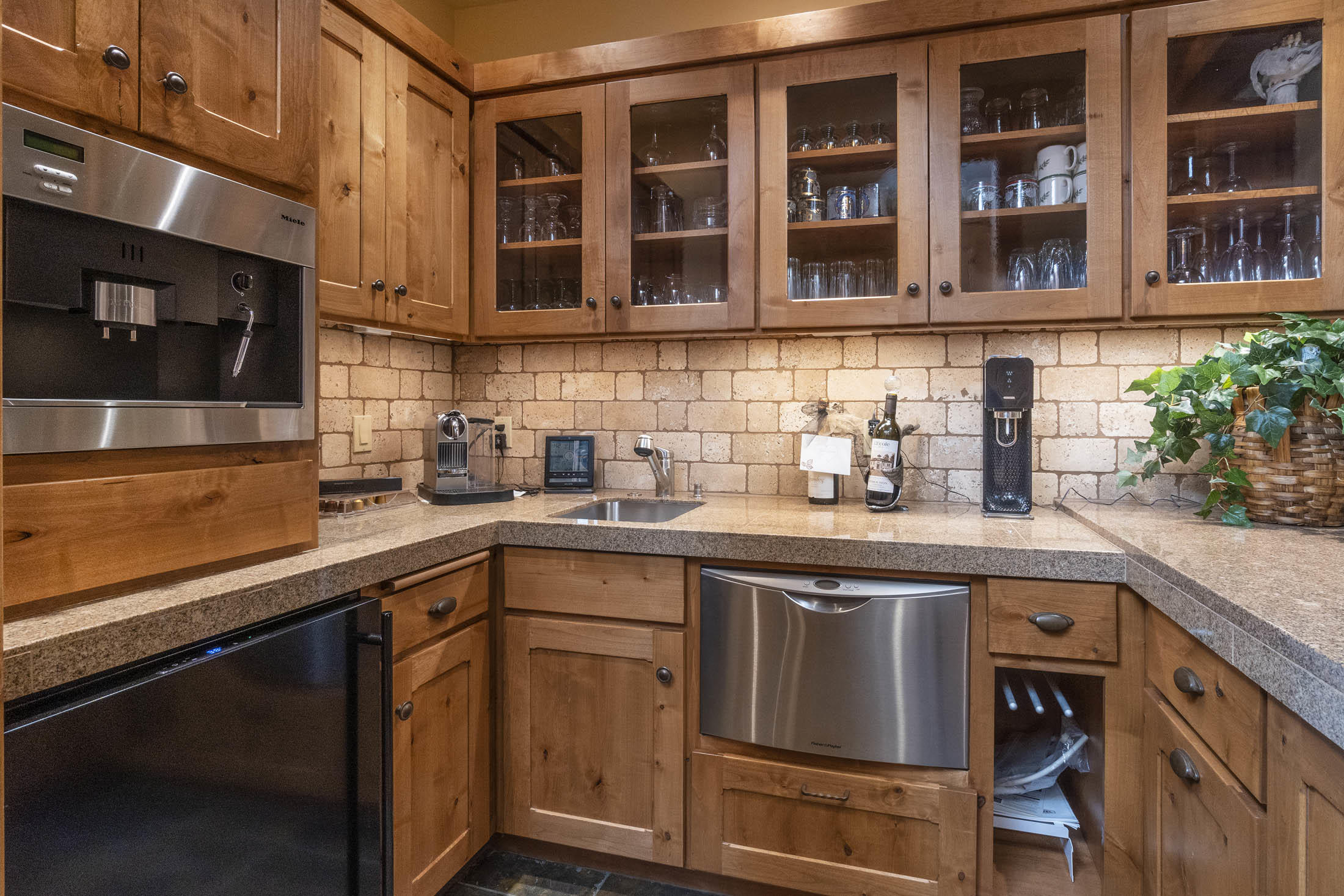 Broken Top - Residential