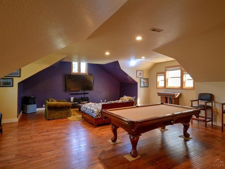 Broken Top - Residential