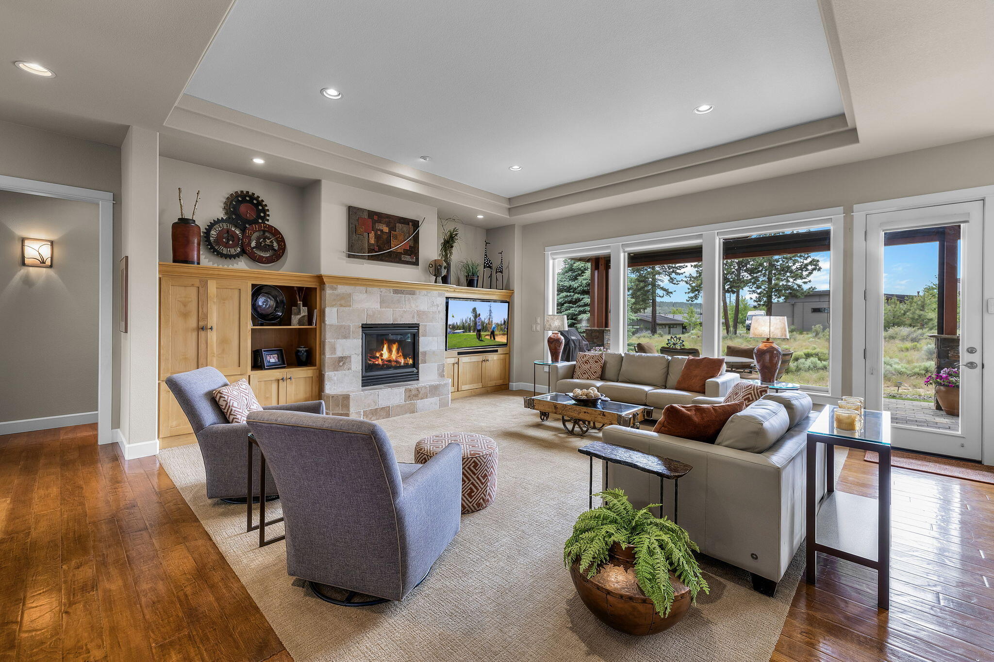 Broken Top - Residential