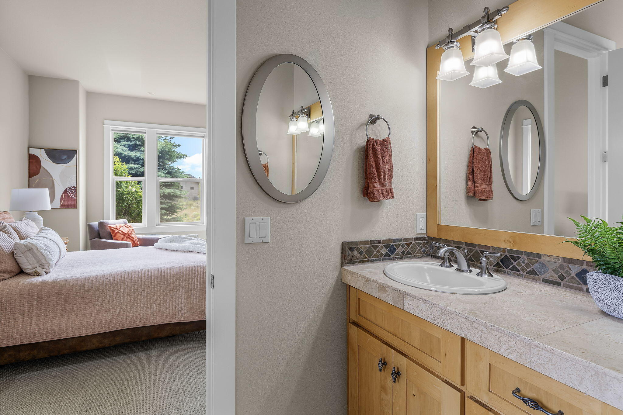 Broken Top - Residential