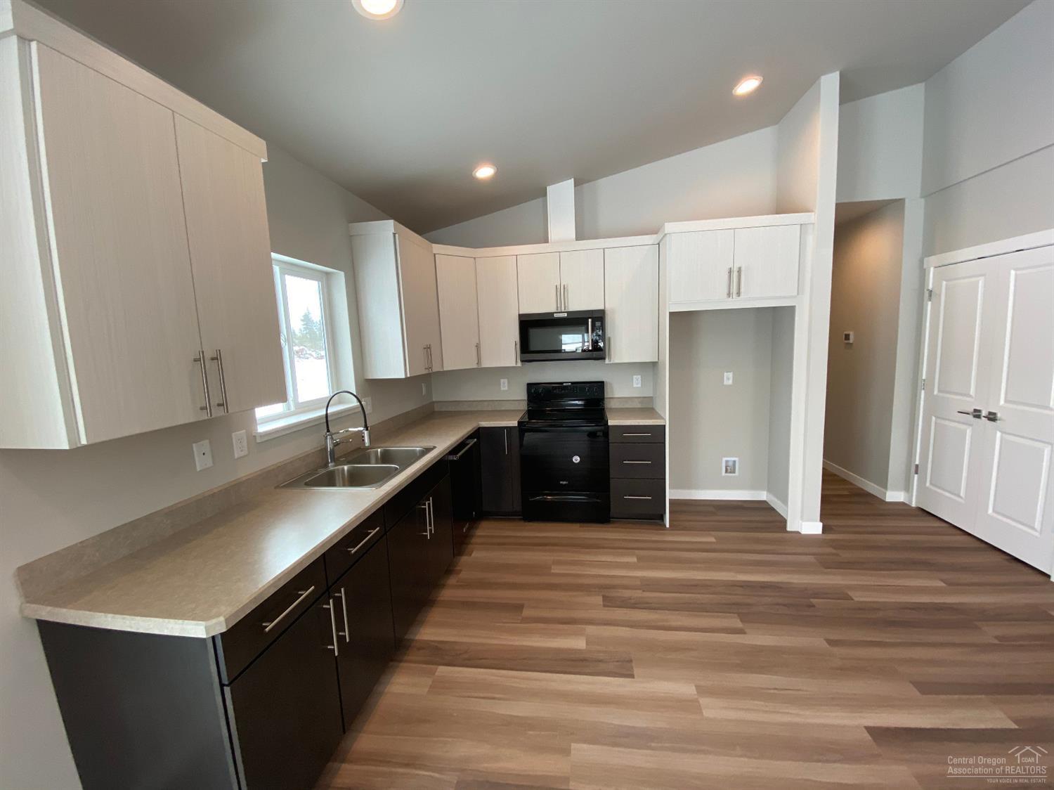 Huntington Meadows - Residential