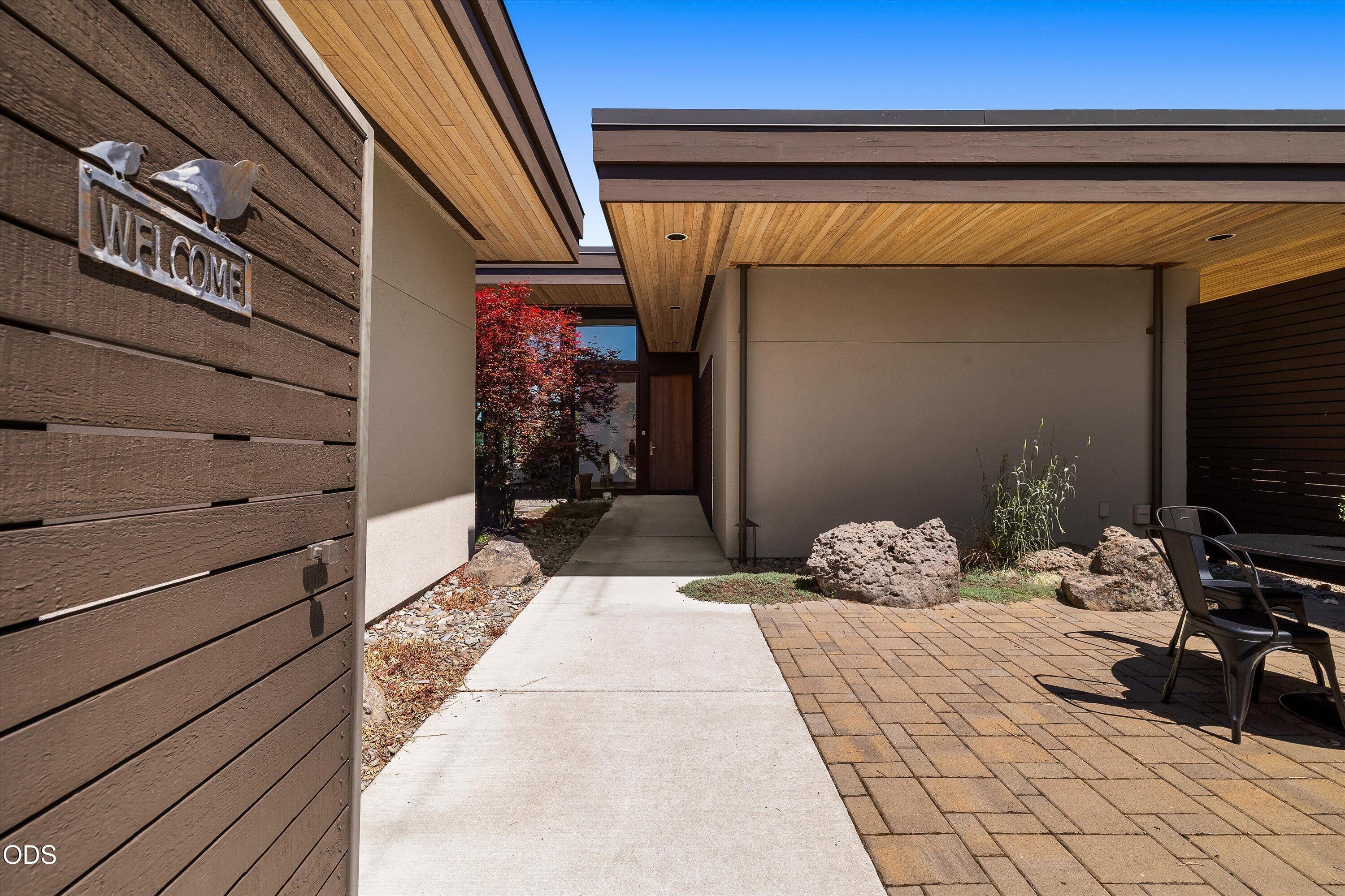 19015 Park Commons Drive
