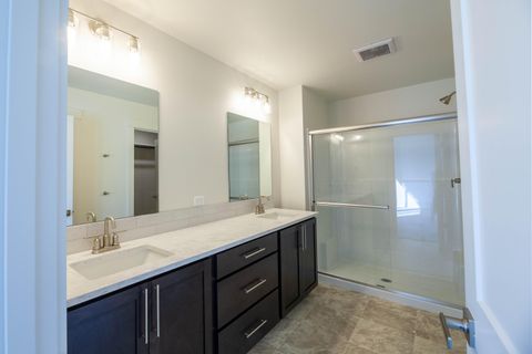 Tiny photo for 16671 Neil Ct Ct #9, La Pine, OR 97739 (MLS # 220217484)