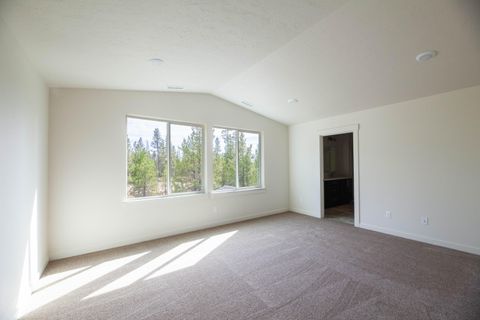 Tiny photo for 16671 Neil Ct Ct #9, La Pine, OR 97739 (MLS # 220217484)