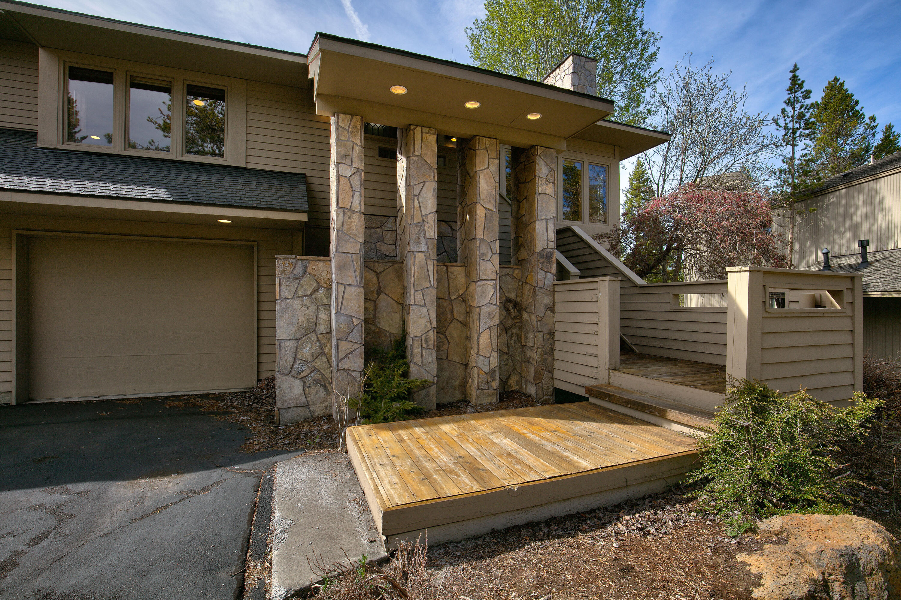 Fairway Crest Village - Residential