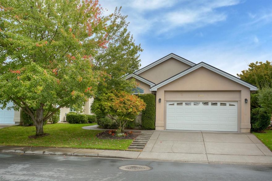 No expense was spared in maintaining this comfortable single-level Mahar built home located in the desirable gated community of Alder Creek. Quality details and upgrades to the McLaughlin floorplan include vaulted ceilings, immaculate tile flooring, built-in book cases, a gas fireplace with large mirrored mantelpiece, walk-in closets, two concrete patios, indoor/outdoor sound system, central vacuum, finished garage, jetted tub in master bath, and attractive lighting fixtures. This Southeast Medford community is conveniently located near shopping, restaurants, renowned medical facilities, nationally recognized golf courses, and several athletic clubs. The monthly association dues of $165 include maintenance of private streets, streetlights, irrigation, as well as comprehensive landscaping maintenance. Don't miss this opportunity to enjoy the amenities of this lovely home and community!