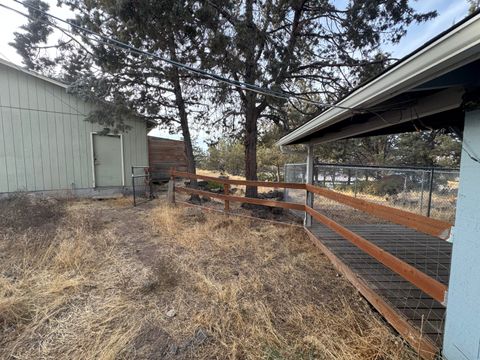 Tiny photo for 963 NW 55th Street, Redmond, OR 97756 (MLS # 220211140)