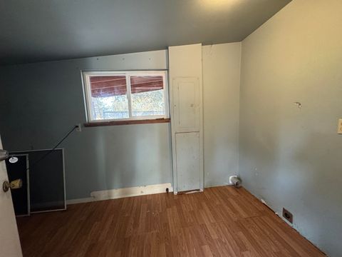 Tiny photo for 963 NW 55th Street, Redmond, OR 97756 (MLS # 220211140)