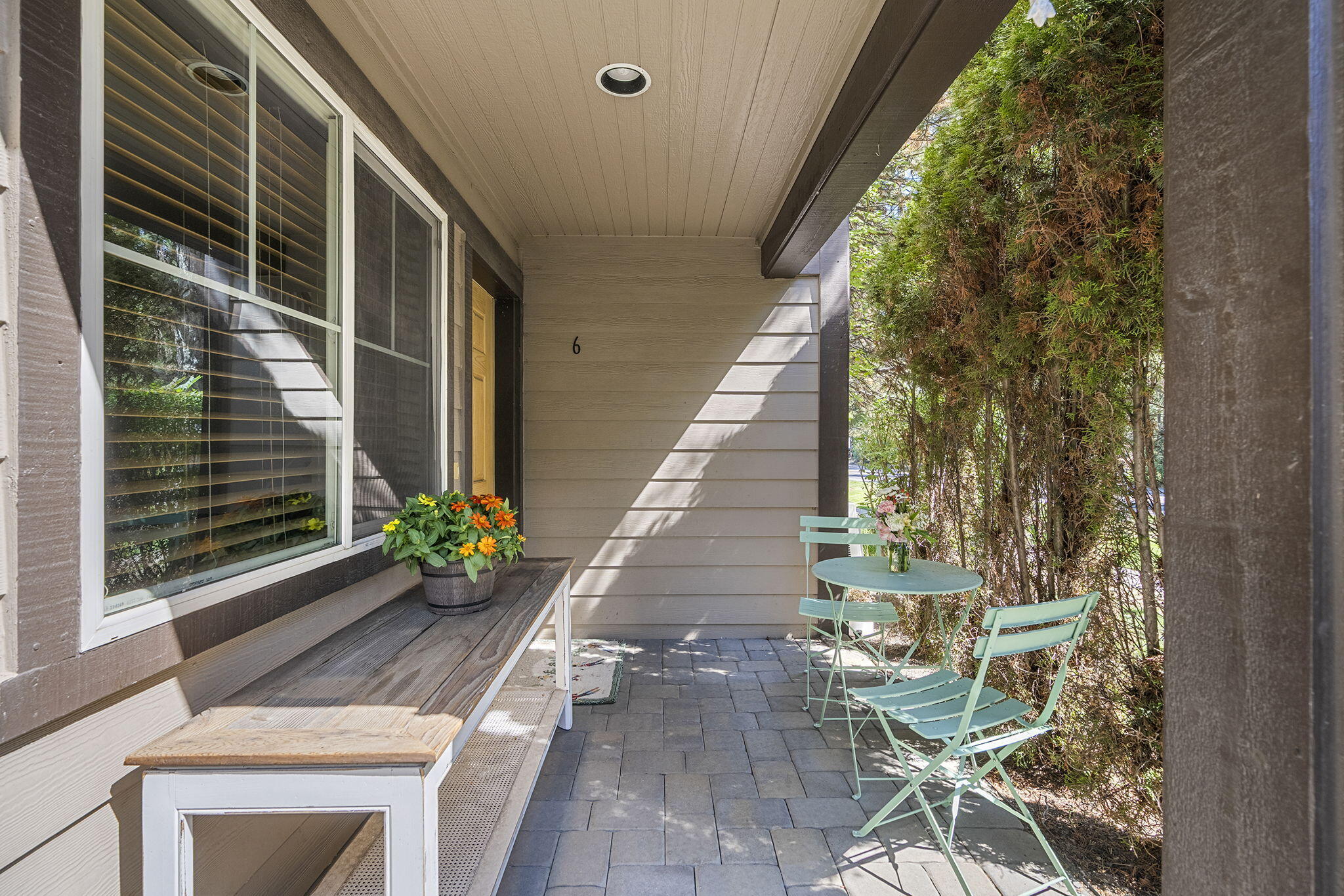 1941 NW Monterey Pines Drive UNIT 6