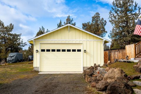 Tiny photo for 8906 SW Shad Road, Terrebonne, OR 97760 (MLS # 220215627)