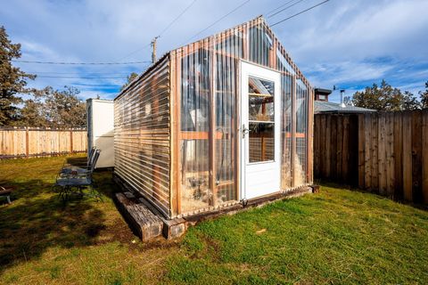 Tiny photo for 8906 SW Shad Road, Terrebonne, OR 97760 (MLS # 220215627)