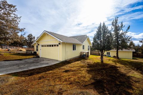 Tiny photo for 8906 SW Shad Road, Terrebonne, OR 97760 (MLS # 220215627)