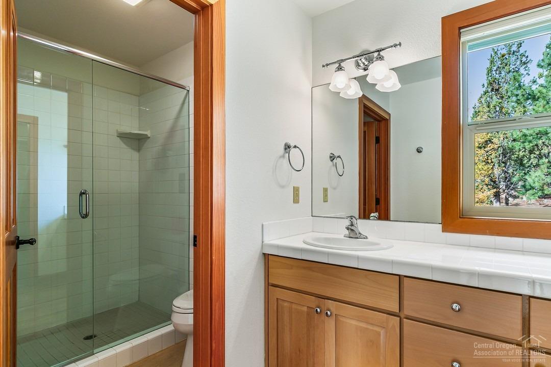 Skyliner Summit - Residential