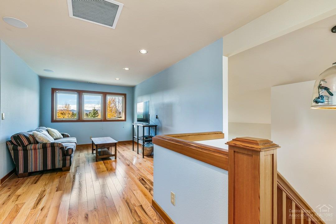 Skyliner Summit - Residential