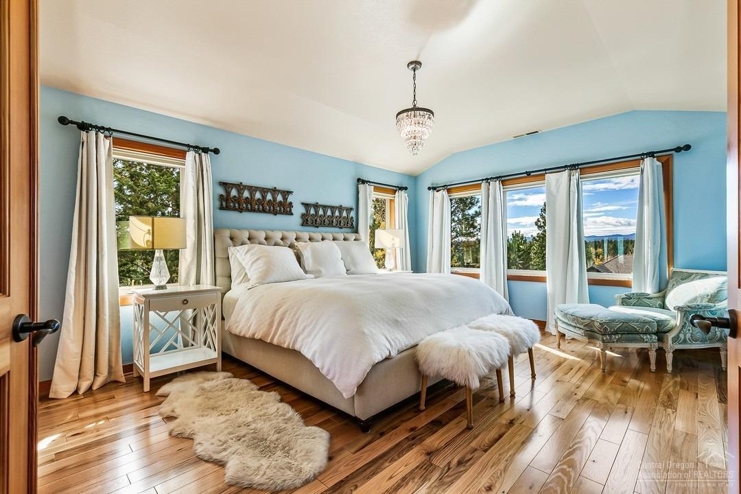 Skyliner Summit - Residential