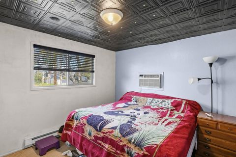 Tiny photo for 1960 Grandview Avenue, Medford, OR 97504 (MLS # 220214401)