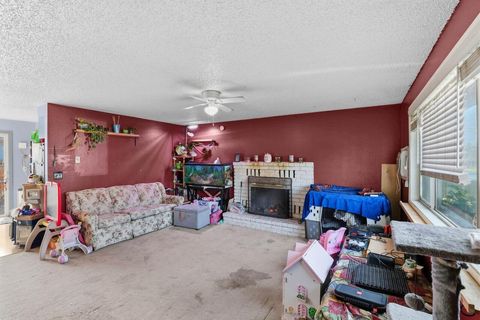Tiny photo for 1960 Grandview Avenue, Medford, OR 97504 (MLS # 220214401)
