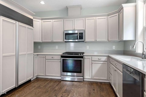 Tiny photo for 1044 SE Baywood Court, Bend, OR 97702 (MLS # 220222839)