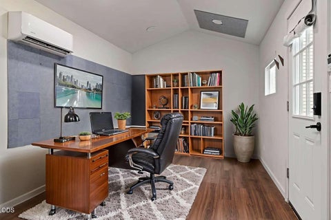 Tiny photo for 1044 SE Baywood Court, Bend, OR 97702 (MLS # 220222839)